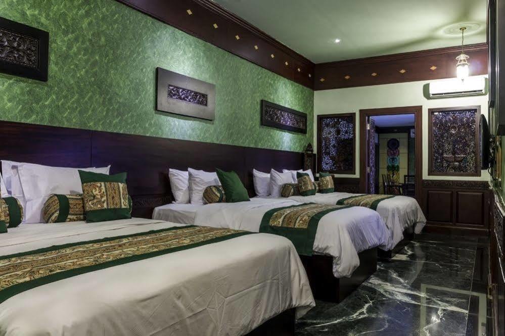 Dhanesvara Holistic Unique Homestay Wonocolo Exterior photo