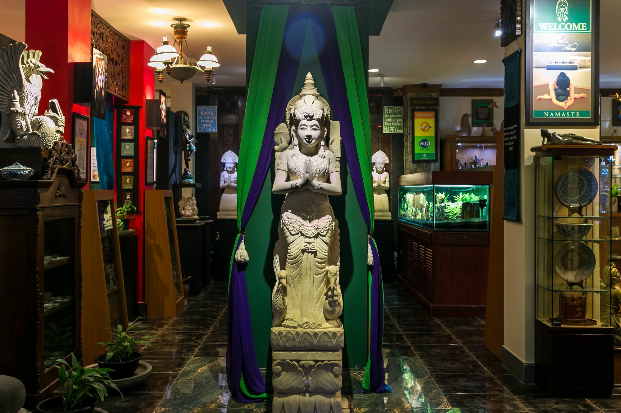 Dhanesvara Holistic Unique Homestay Wonocolo Exterior photo